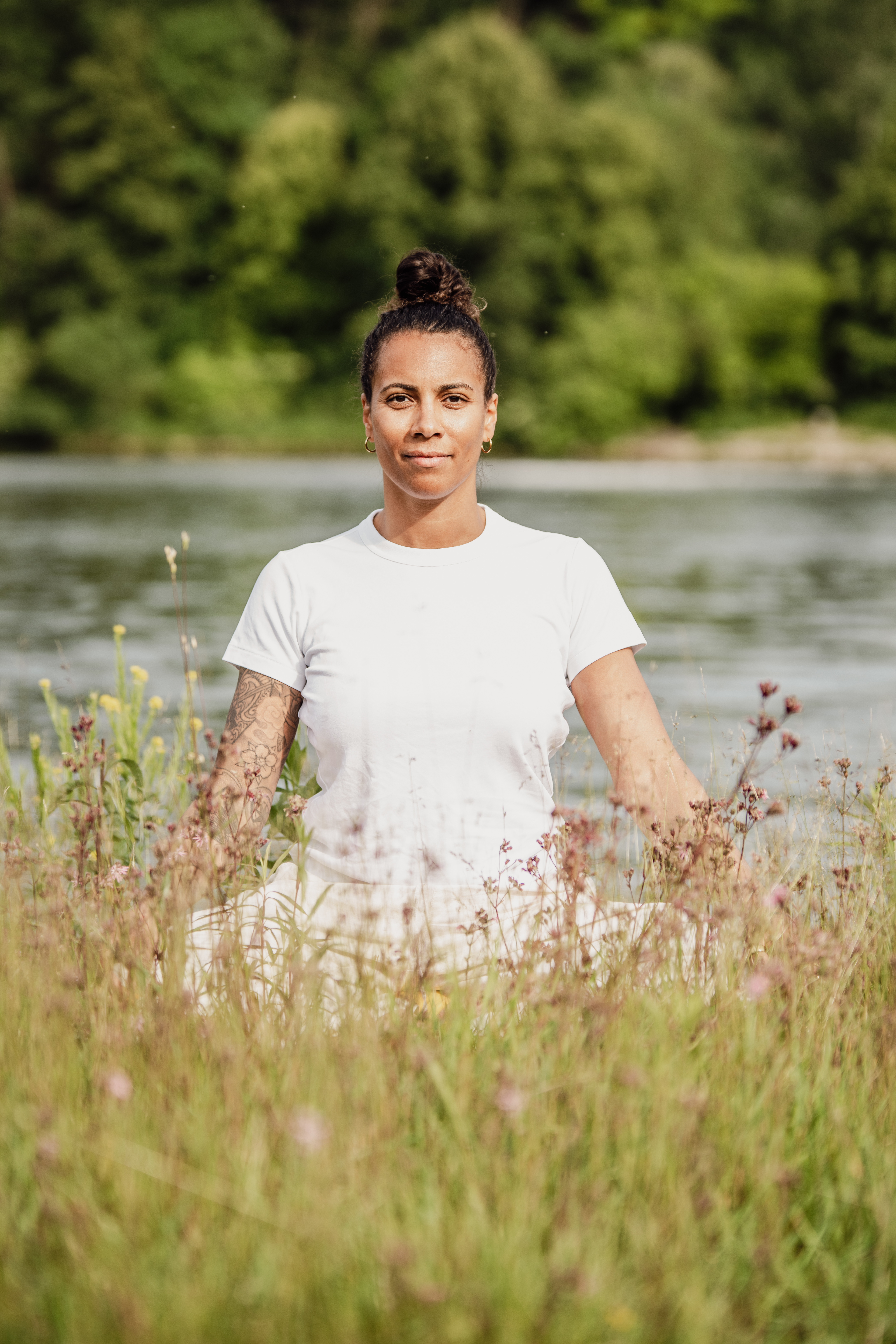 Jamie meditating